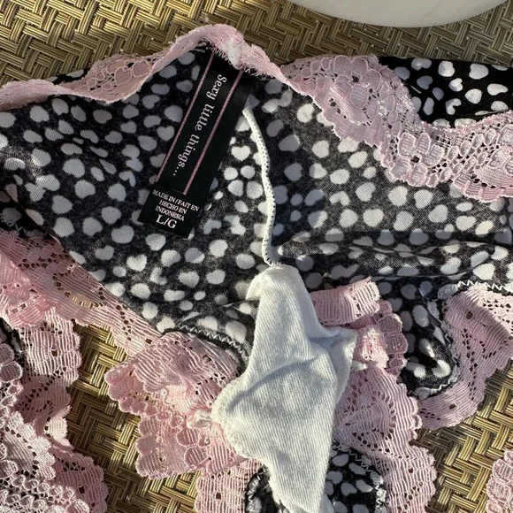 Victoria’s Secret sexy little things L - Picture 3 of 4